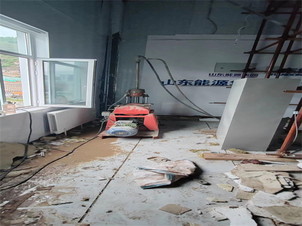 吉首地基基础下沉墙体裂缝加固注浆顶升施工